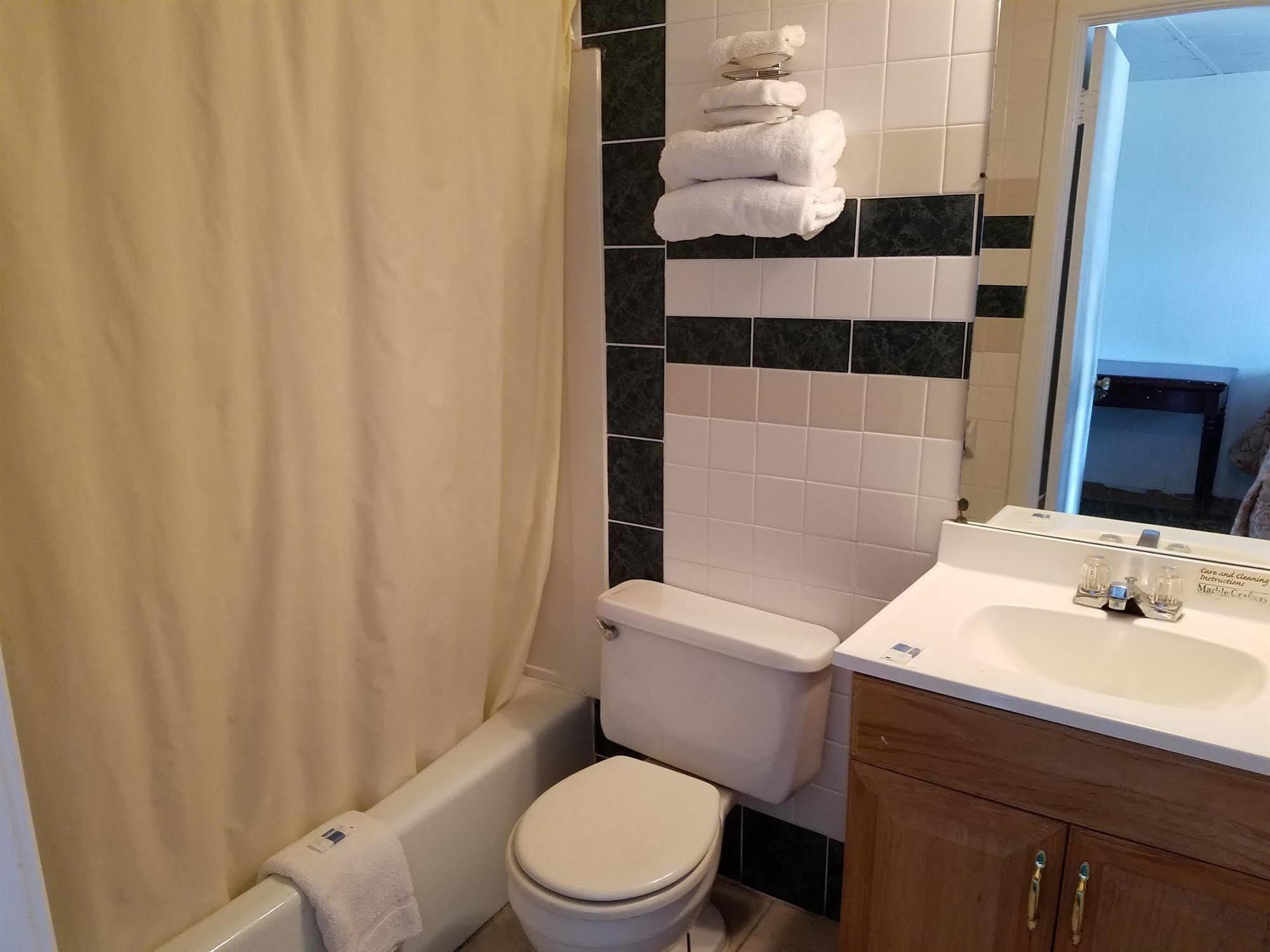 Tahlequah Oak Park Motel מראה חיצוני תמונה